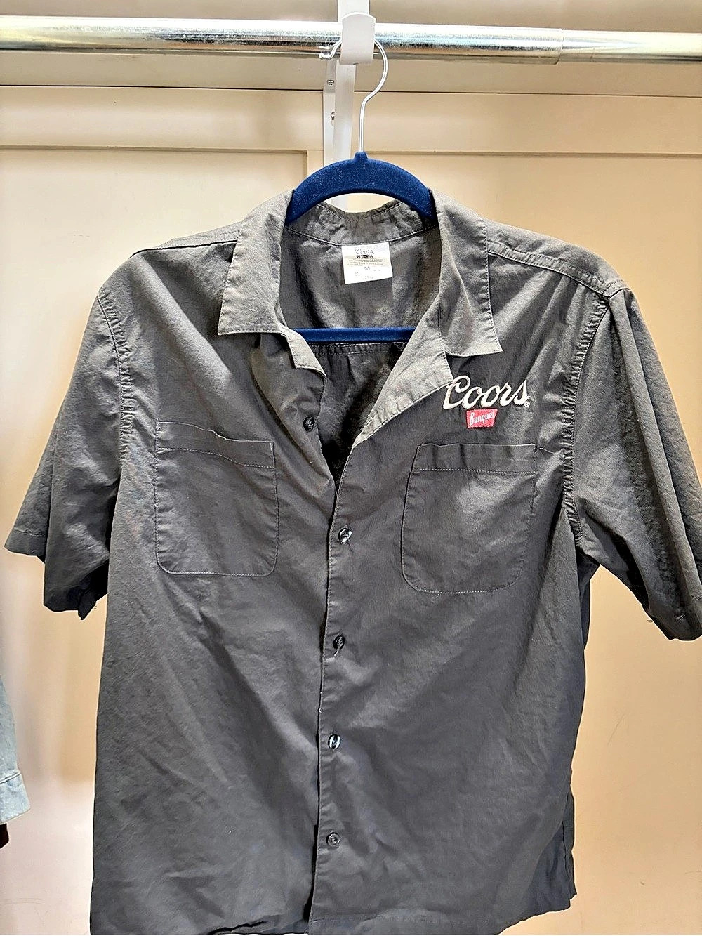 Coors Banquet Rodeo Graphic Shirt Size Medium Like New